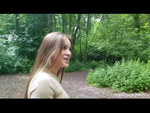 ❤️ Mhol mé d'Evelina go ndéanaimid fuck in áit phoiblí! Dúirt sí go raibh. Ansin fucked mé léi sa asal agus cum ina bhéal. Ansin pissed sí í féin. Porn  ag ga.extraclasswork.ru