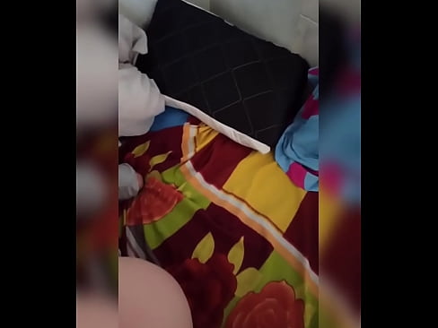 ❤️ Fanann mo chomhghleacaí seomra sa bhaile ina n-aonar mar go dtéann a fear céile ar saoire agus glacaim an deis í a fuck agus a asal a líonadh le bainne Porn ag ga.extraclasswork.ru